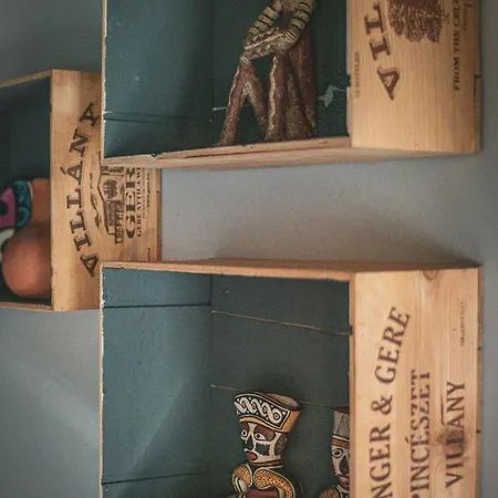 Hungry Grape Guests بيت ضيافة