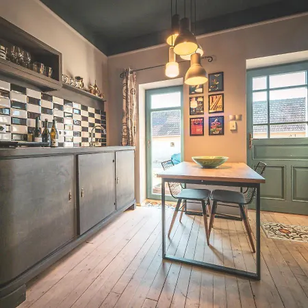 Hungry Grape Guests بيت ضيافة 3*